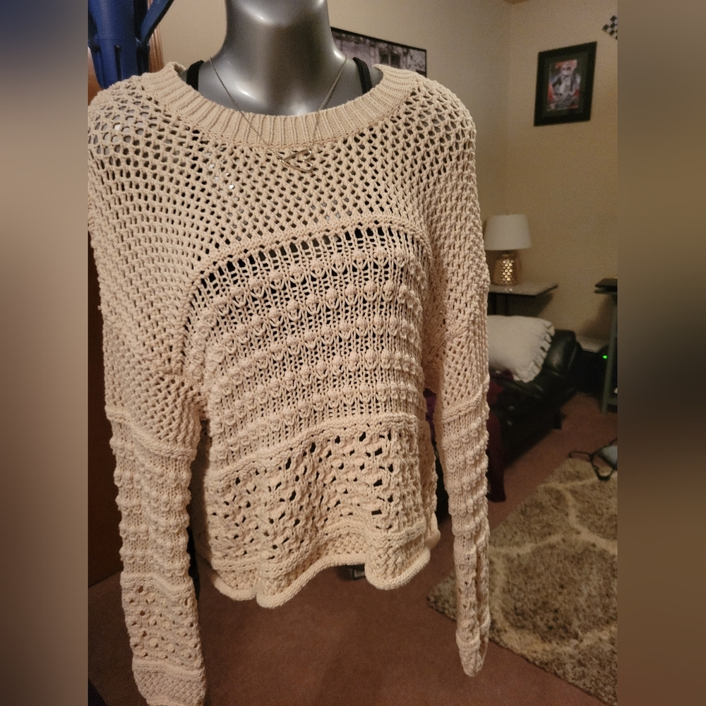 Small Sweater - Picture 2 of 5